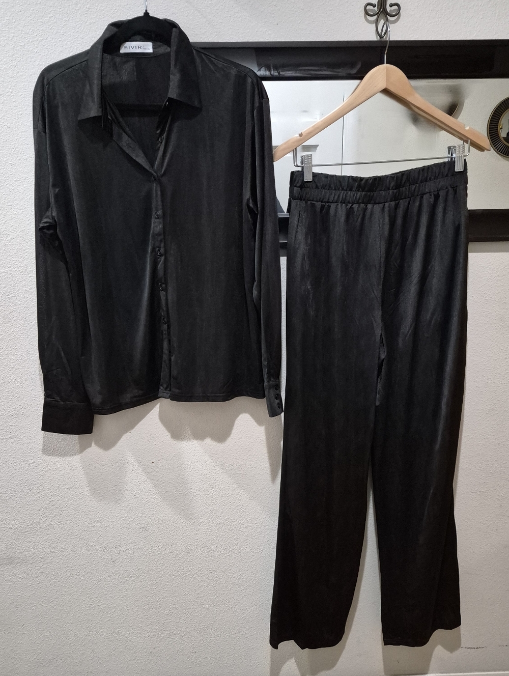 🖤 RIVIR Black Satin Stretchy Button-Up Top & Wide Leg Pants Set - Large New